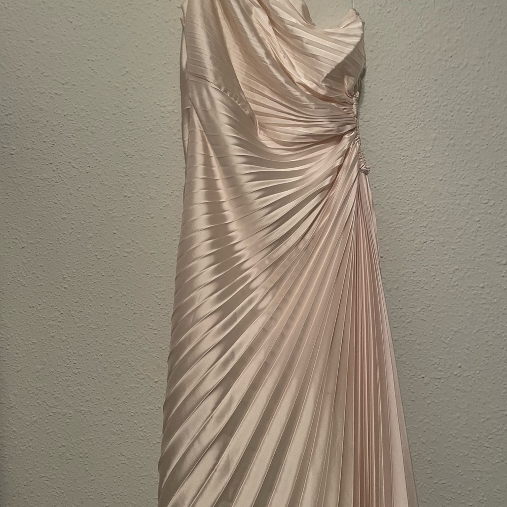 One Shoulder Pleated Dress in Pearl. Size Medium